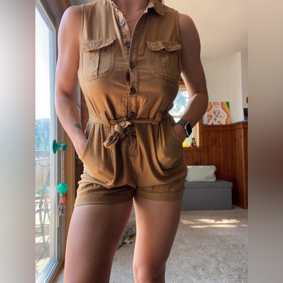 Romper - Picture 1 of 2